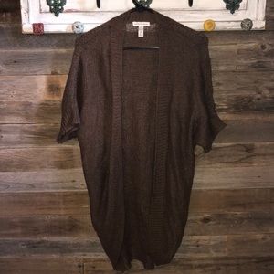 Short sleeve knitted long cardigan